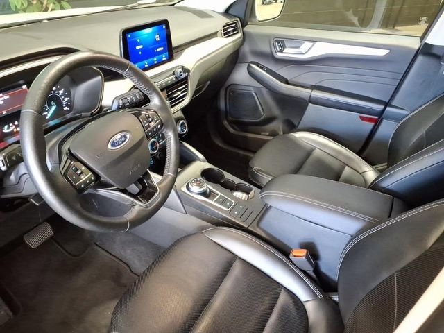 Certified 2021 Ford Escape SEL image 17