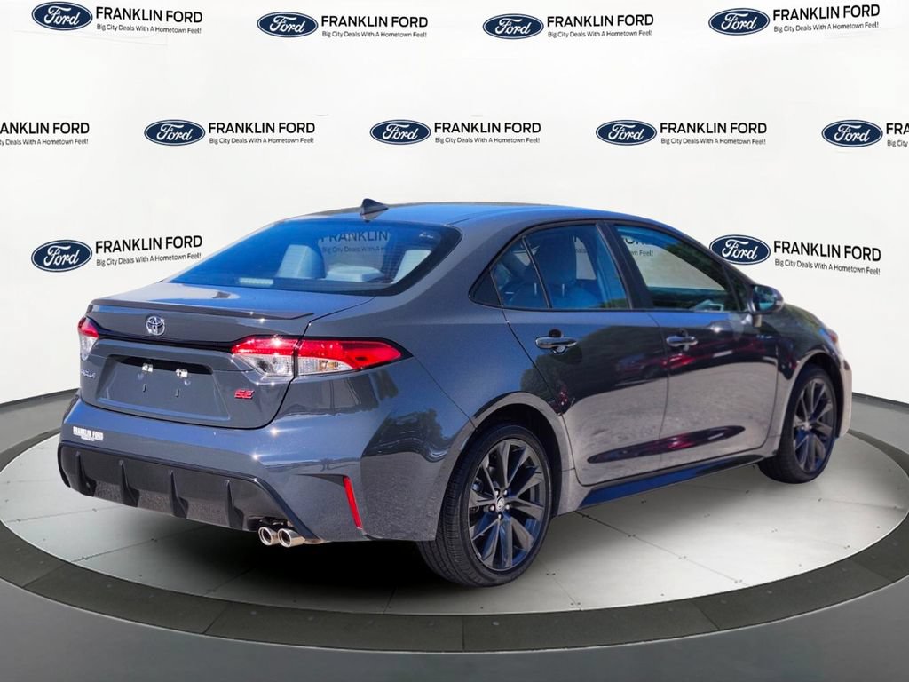 Used 2026 Toyota Corolla SE FWD image 5