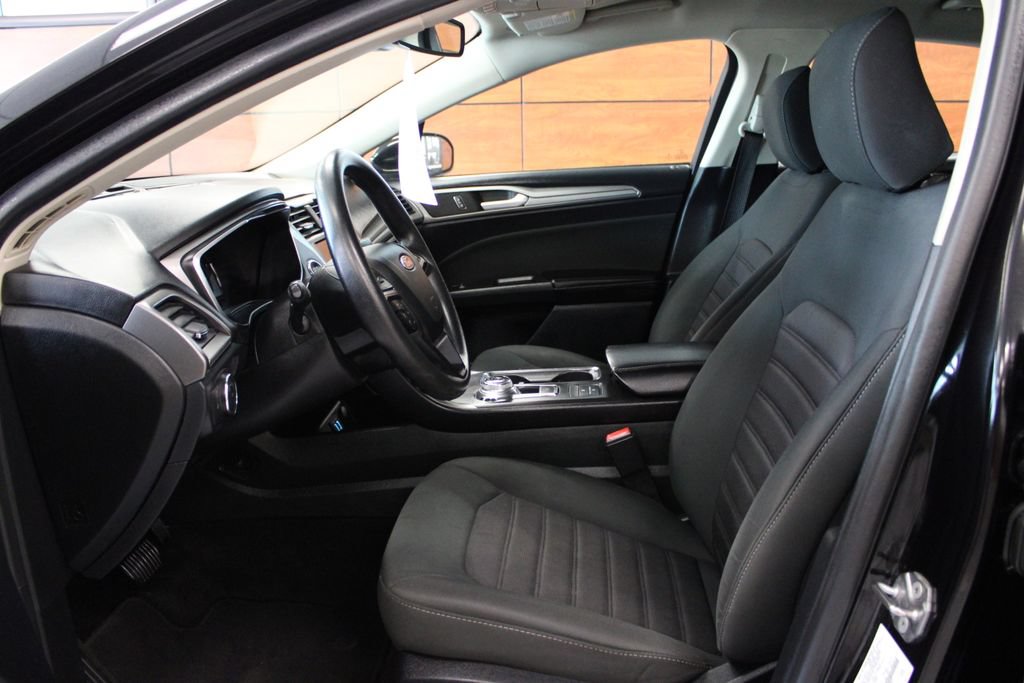 Certified 2020 Ford Fusion SE FWD image 15
