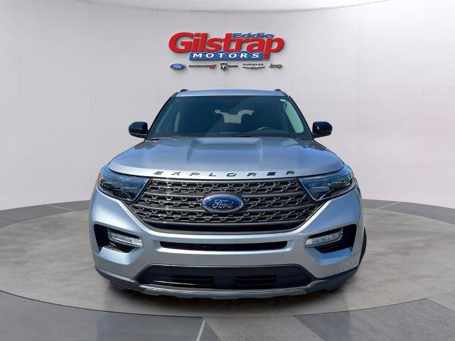 Certified 2023 Ford Explorer XLT w/ Equipment Group 202A AWD/4WD image 2