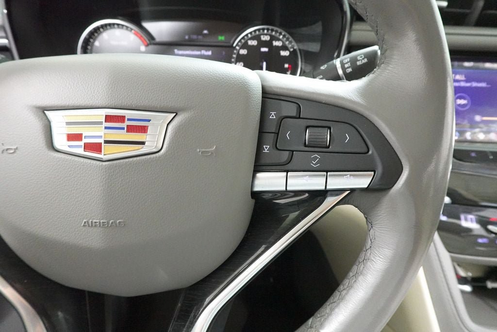Used 2021 Cadillac XT6 Premium Luxury FWD image 16