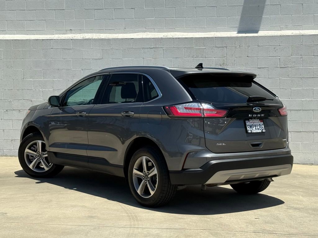 Certified 2024 Ford Edge SEL w/ Convenience Package AWD/4WD image 4
