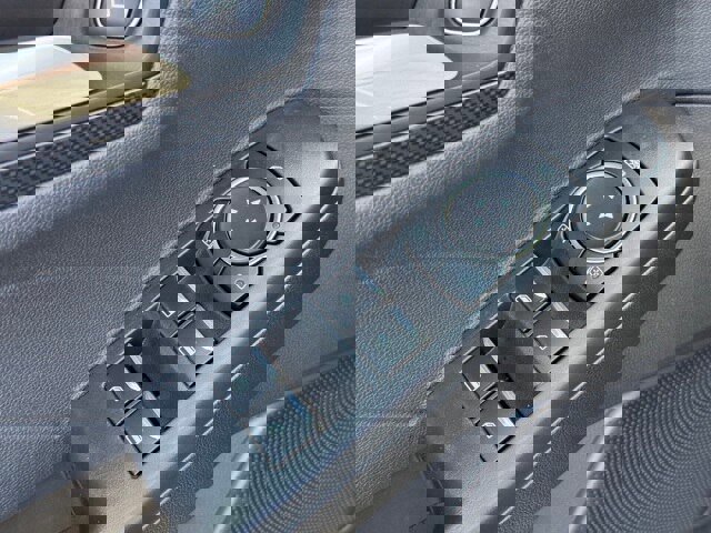 Certified 2024 Ford Escape ST-Line image 11