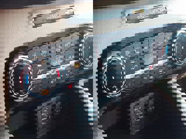 Certified 2022 Ford Escape SEL image 12