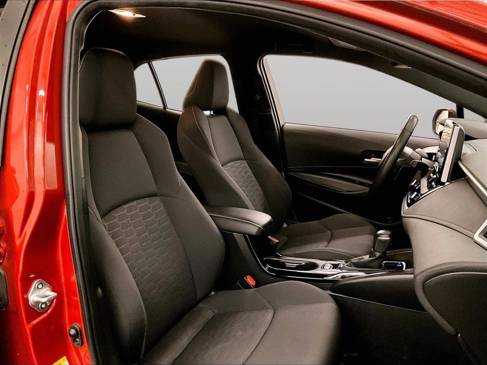 Used 2019 Toyota Corolla SE FWD image 7