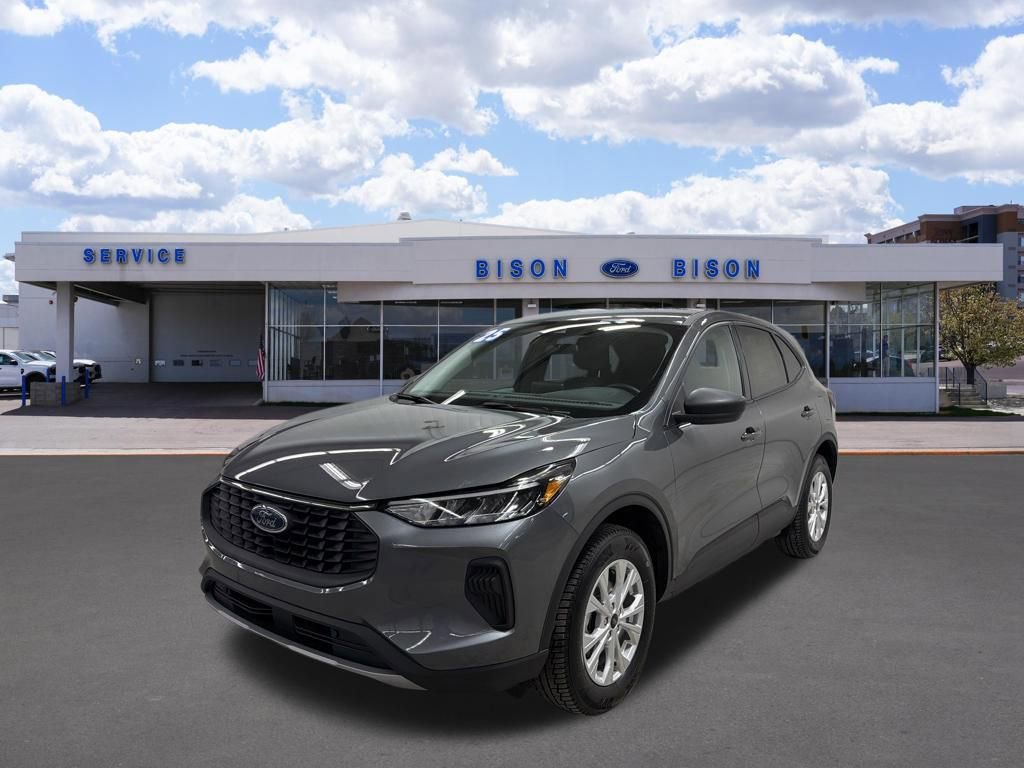 Certified 2025 Ford Escape Active AWD/4WD image 8