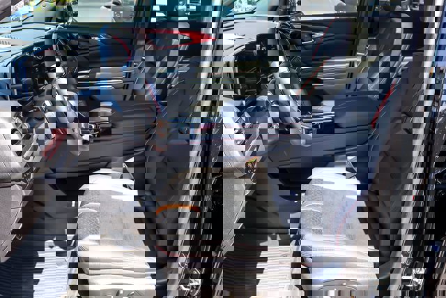 Used 2025 Chevrolet Traverse RS w/ LPO, Floor Liner Package AWD/4WD image 8