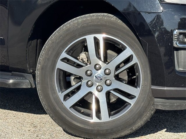 Certified 2024 Ford Expedition Limited image 37