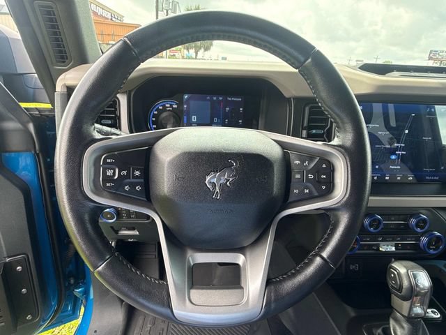 Certified 2022 Ford Bronco Wildtrak AWD/4WD image 28