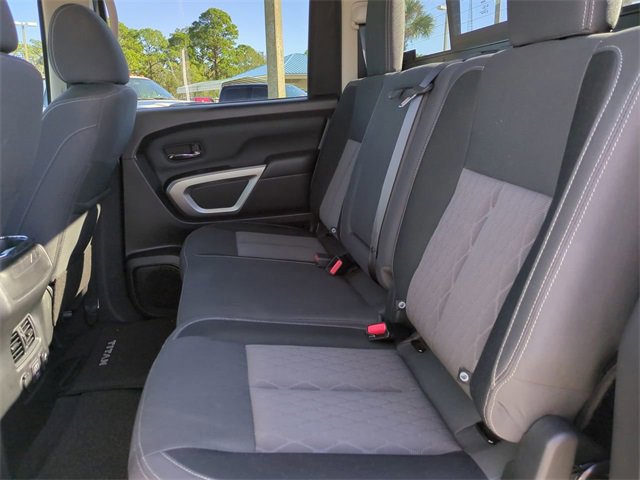 Used 2024 Nissan Titan SV w/ SV Convenience Package image 14