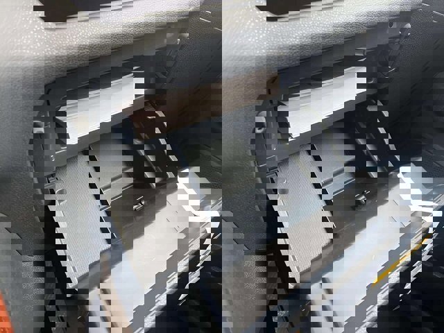 Certified 2021 Ford EcoSport SE w/ SE Appearance Package image 24