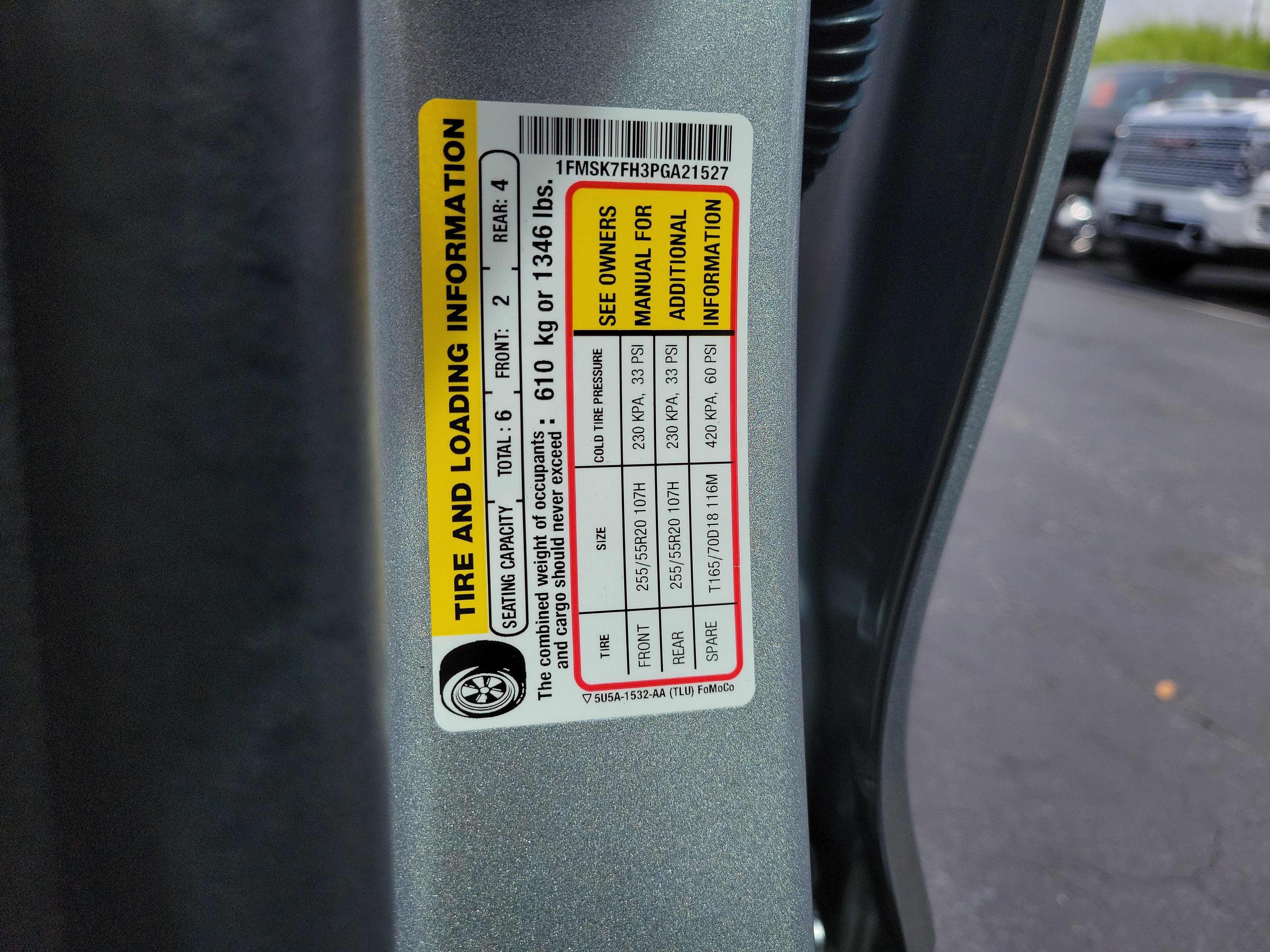 Certified 2023 Ford Explorer Limited w/ Equipment Group 301A RWD image 32