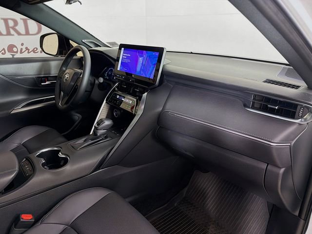 Used 2024 Toyota Venza Limited AWD/4WD image 32