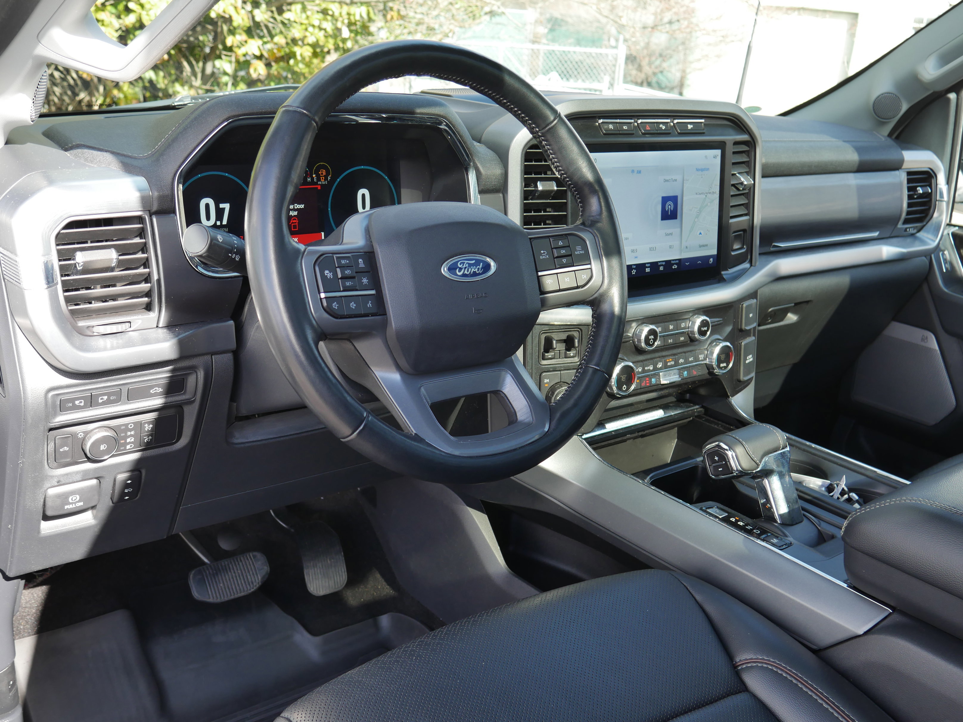 Certified 2021 Ford F150 Lariat w/ Equipment Group 502A High image 10