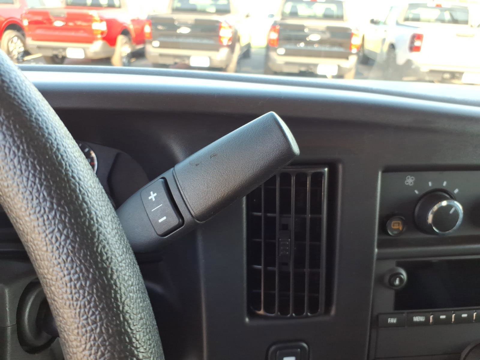 Used 2024 Chevrolet Express 2500 w/ Driver Convenience Package image 17