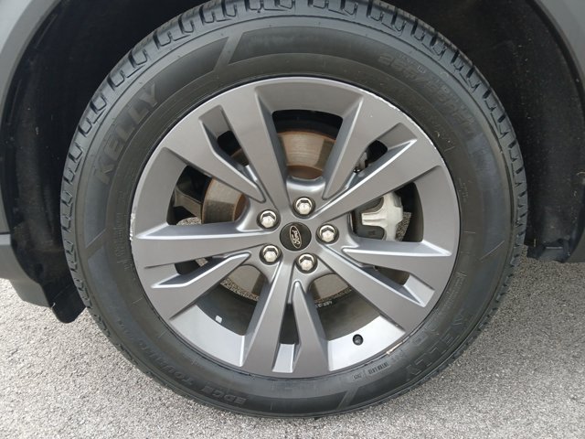 Certified 2023 Ford Explorer XLT w/ Equipment Group 202A AWD/4WD image 29