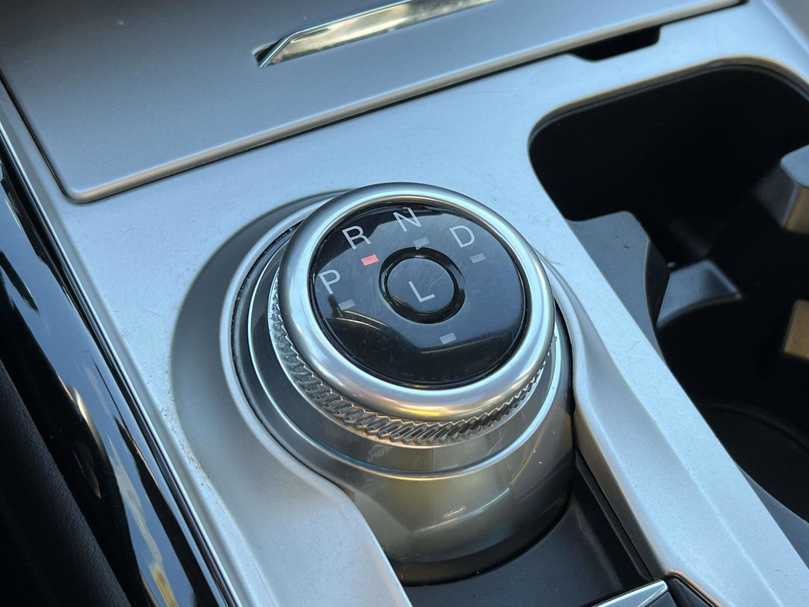 Certified 2022 Ford Explorer ST-Line w/ Class IV Trailer Tow Package image 33