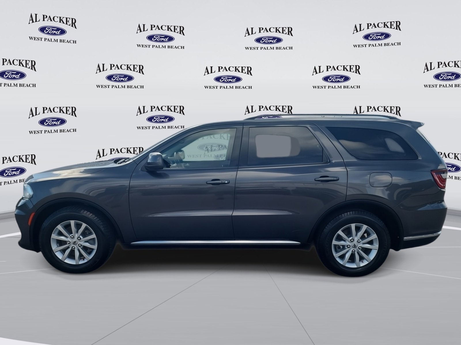 Used 2021 Dodge Durango SXT image 2