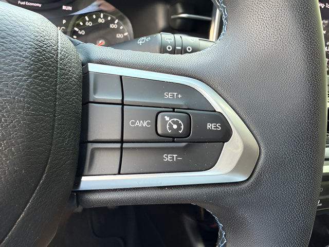 Used 2022 Jeep Compass Latitude w/ Sun and Sound Group AWD/4WD image 18