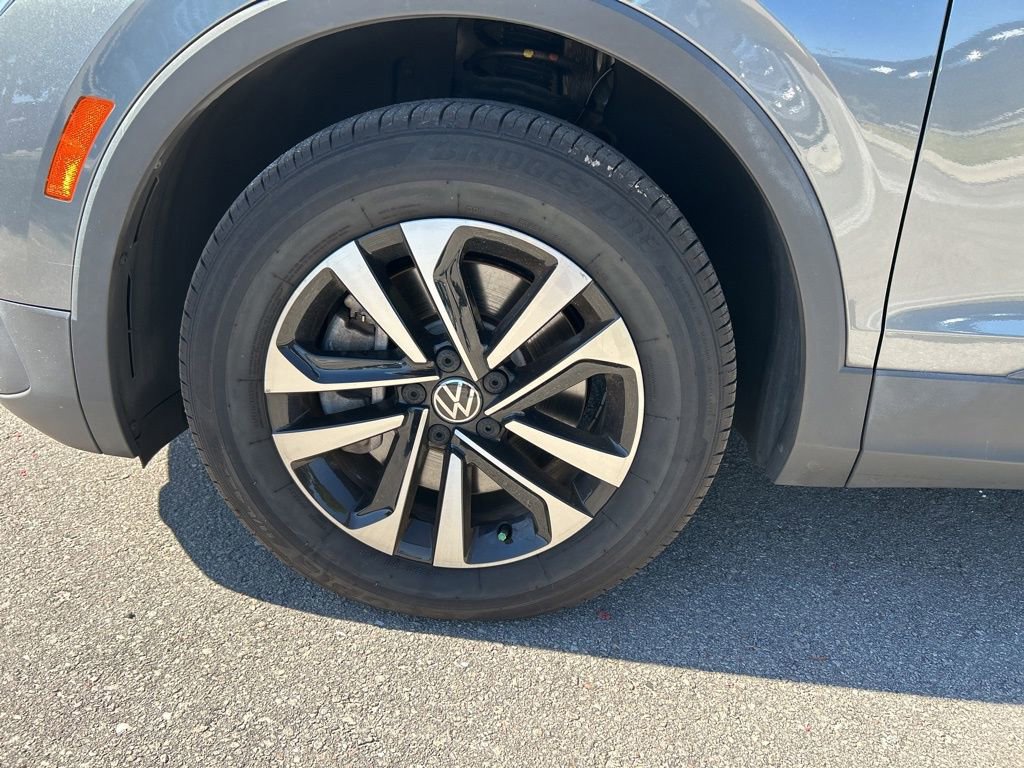 Used 2022 Volkswagen Tiguan S image 45