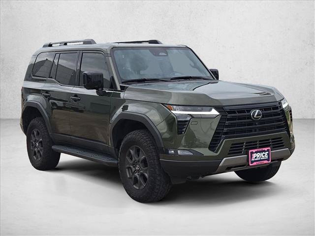 Used 2025 Lexus GX 550 AWD/4WD image 3