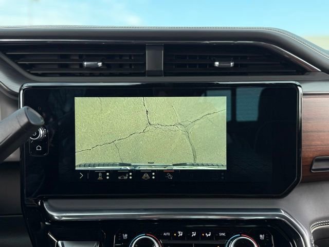 Used 2025 GMC Sierra 3500 Denali Ultimate AWD/4WD image 7