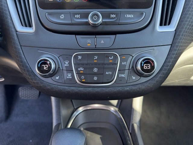 Used 2023 Chevrolet Malibu LT image 19