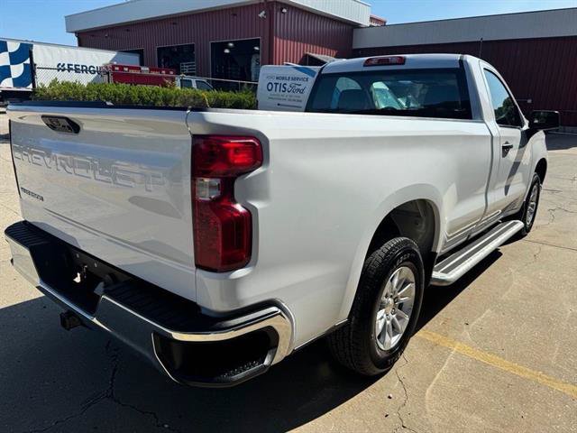 Used 2025 Chevrolet Silverado 1500 W/T RWD image 5