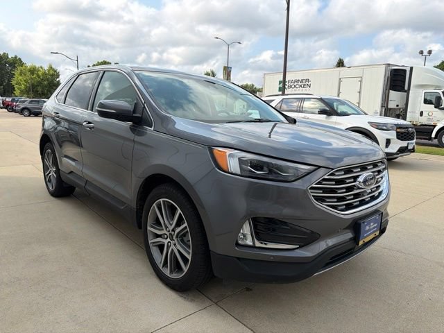 Certified 2024 Ford Edge Titanium w/ Equipment Group 301A AWD/4WD image 8