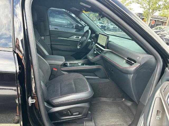 Certified 2025 Ford Explorer ST RWD image 38