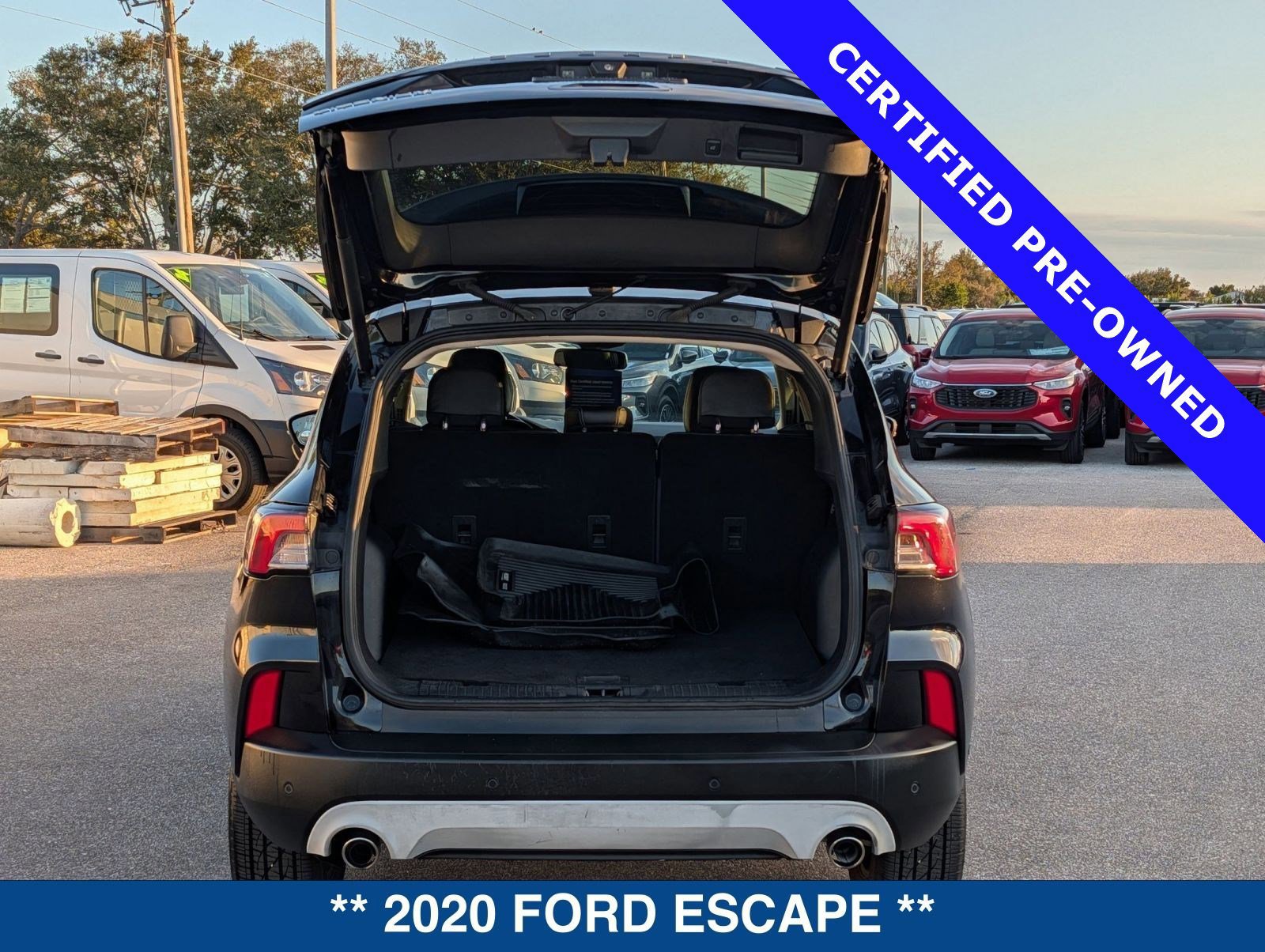 Certified 2020 Ford Escape Titanium image 13