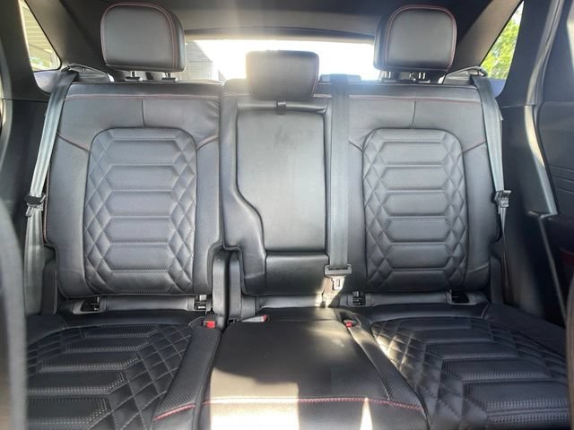 Certified 2023 Ford Escape ST-Line Elite w/ Premium Technology Package AWD/4WD image 32