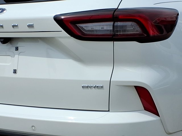 Certified 2023 Ford Escape ST-Line Select w/ Tech Pack #1 AWD/4WD image 19