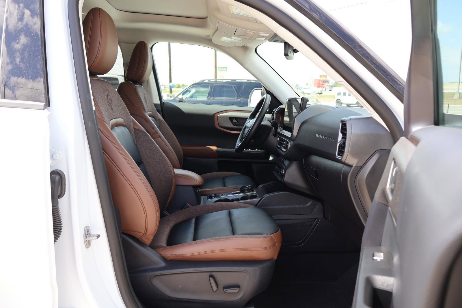 Certified 2025 Ford Bronco Sport Outer Banks w/ Outer Banks Tech Package+ image 39