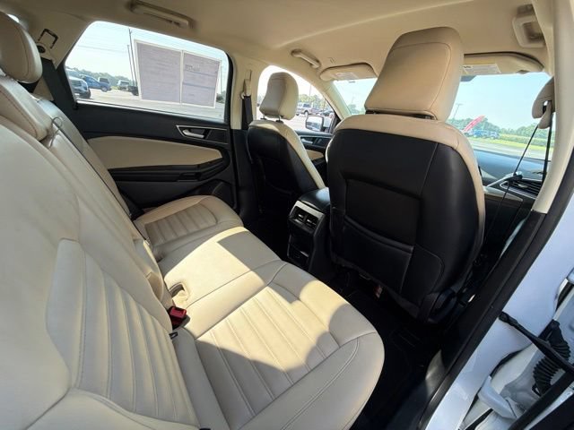 Certified 2022 Ford Edge SEL AWD/4WD image 19