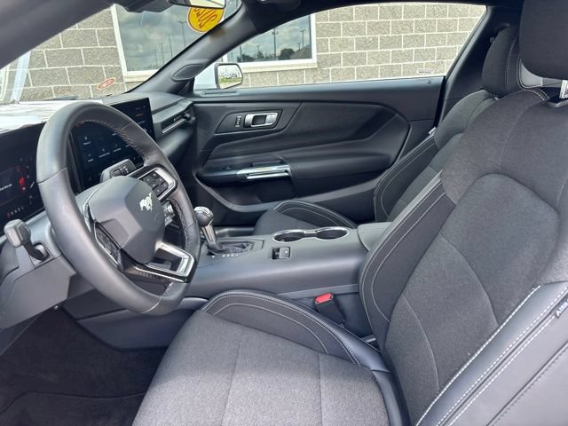 Certified 2025 Ford Mustang Coupe RWD image 13