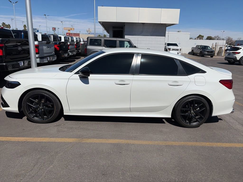 Used 2023 Honda Civic Sport image 2