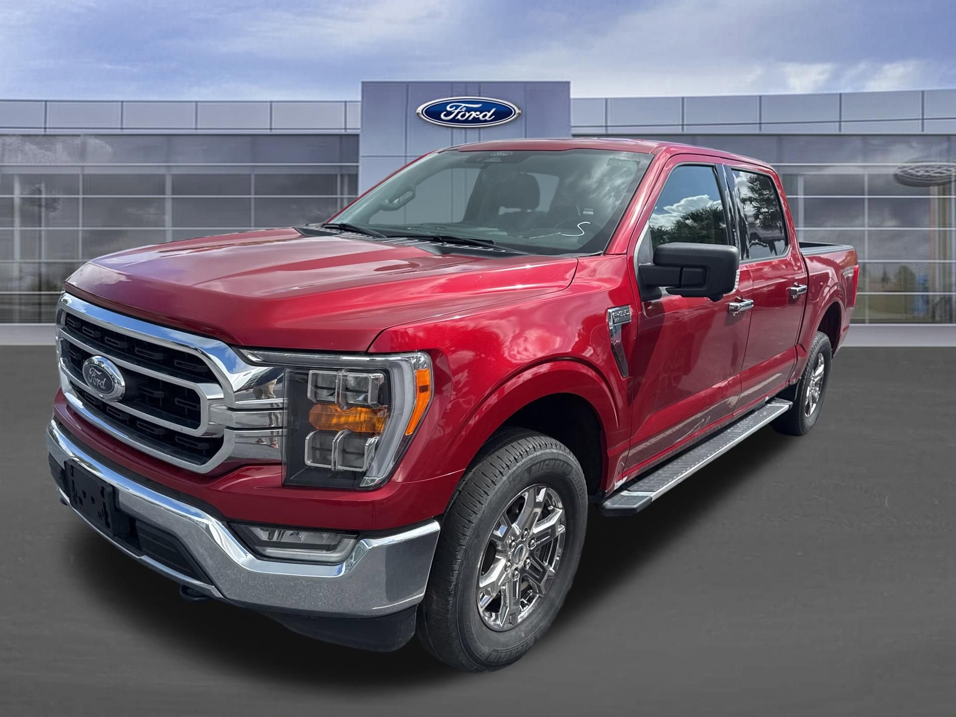 Certified 2022 Ford F150 XLT w/ Equipment Group 302A High AWD/4WD image 8