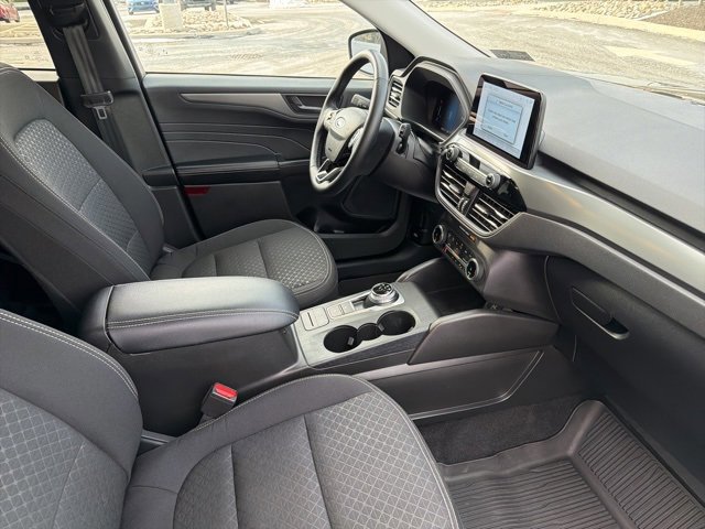 Certified 2025 Ford Escape Active w/ Cold Weather Package image 36