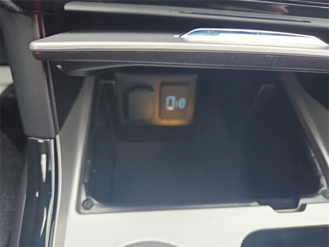 Certified 2023 Ford Explorer ST-Line w/ Class IV Trailer Tow Package image 43