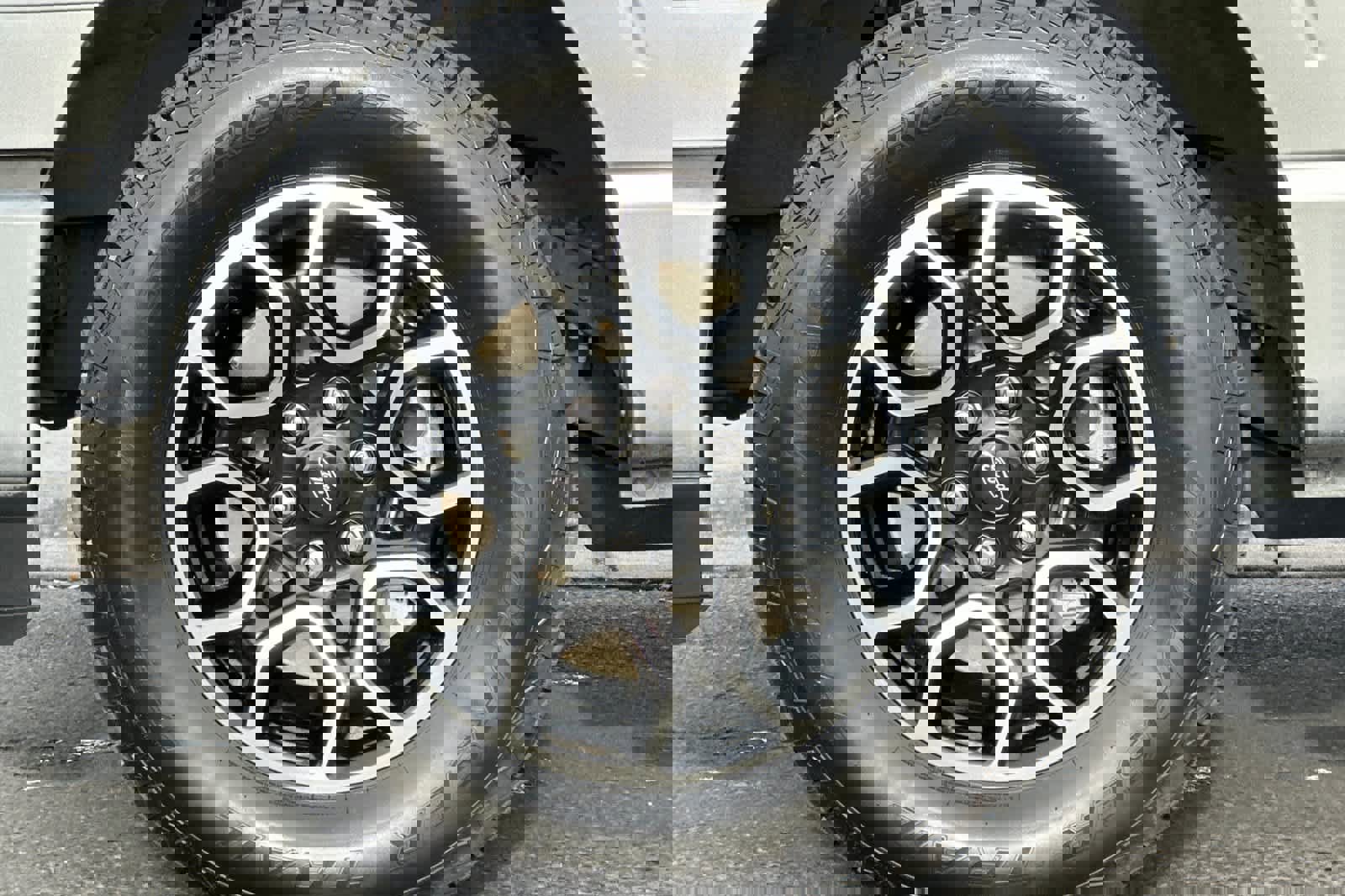 Certified 2022 Ford F150 XLT w/ Equipment Group 302A High image 25