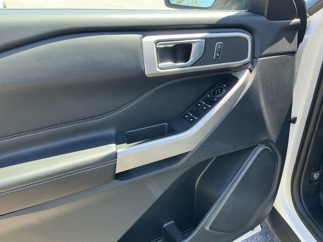 Certified 2023 Ford Explorer XLT w/ Equipment Group 202A image 11