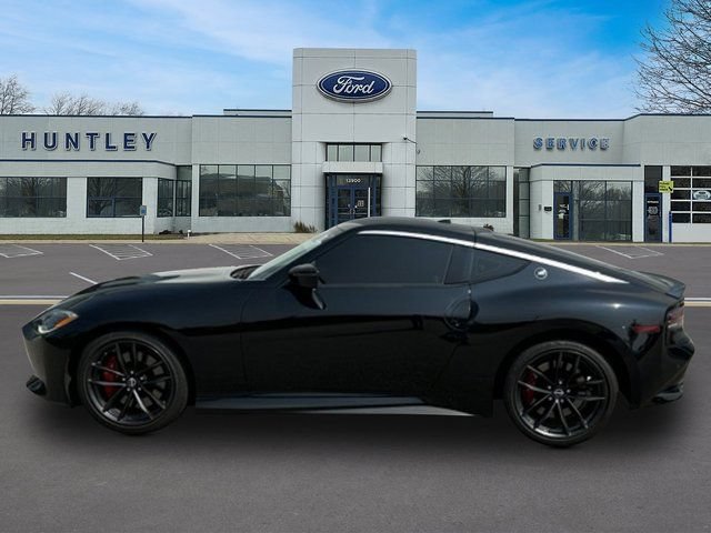 Used 2024 Nissan Z Performance w/ Floor Mat Package RWD image 6