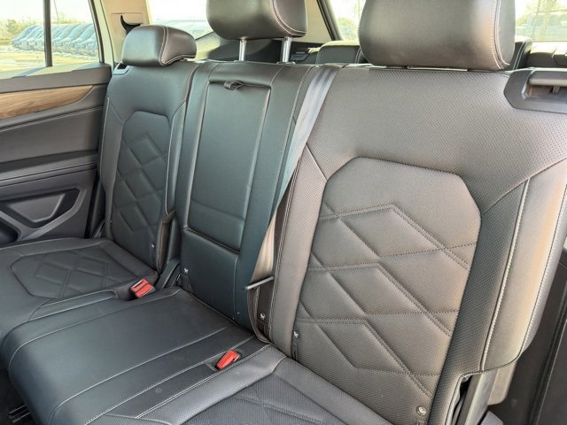Used 2024 Volkswagen Atlas SE image 19