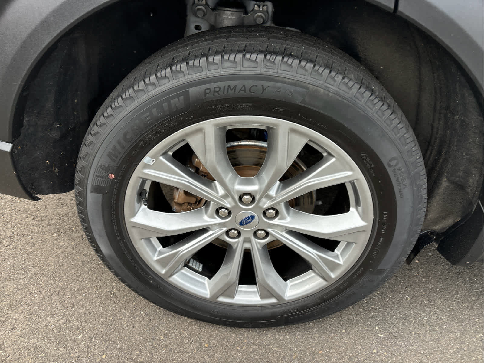 Certified 2022 Ford Explorer XLT w/ Equipment Group 202A image 38