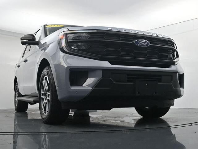 Certified 2025 Ford Expedition Active AWD/4WD image 31