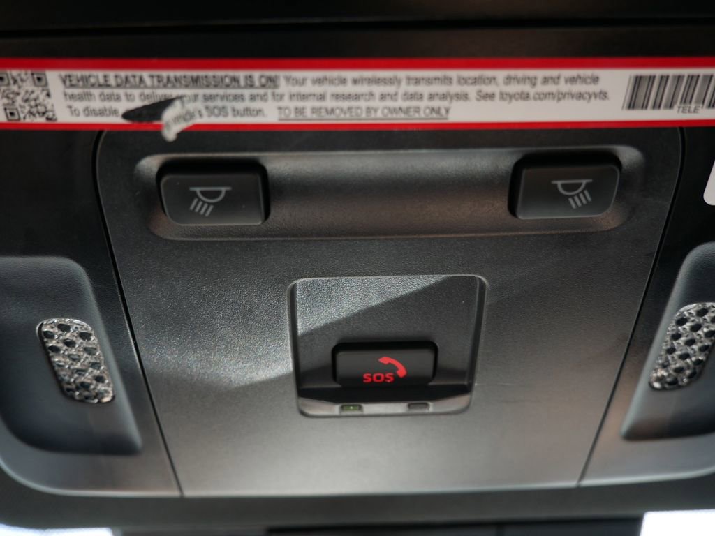 Used 2025 Toyota Camry SE FWD image 25