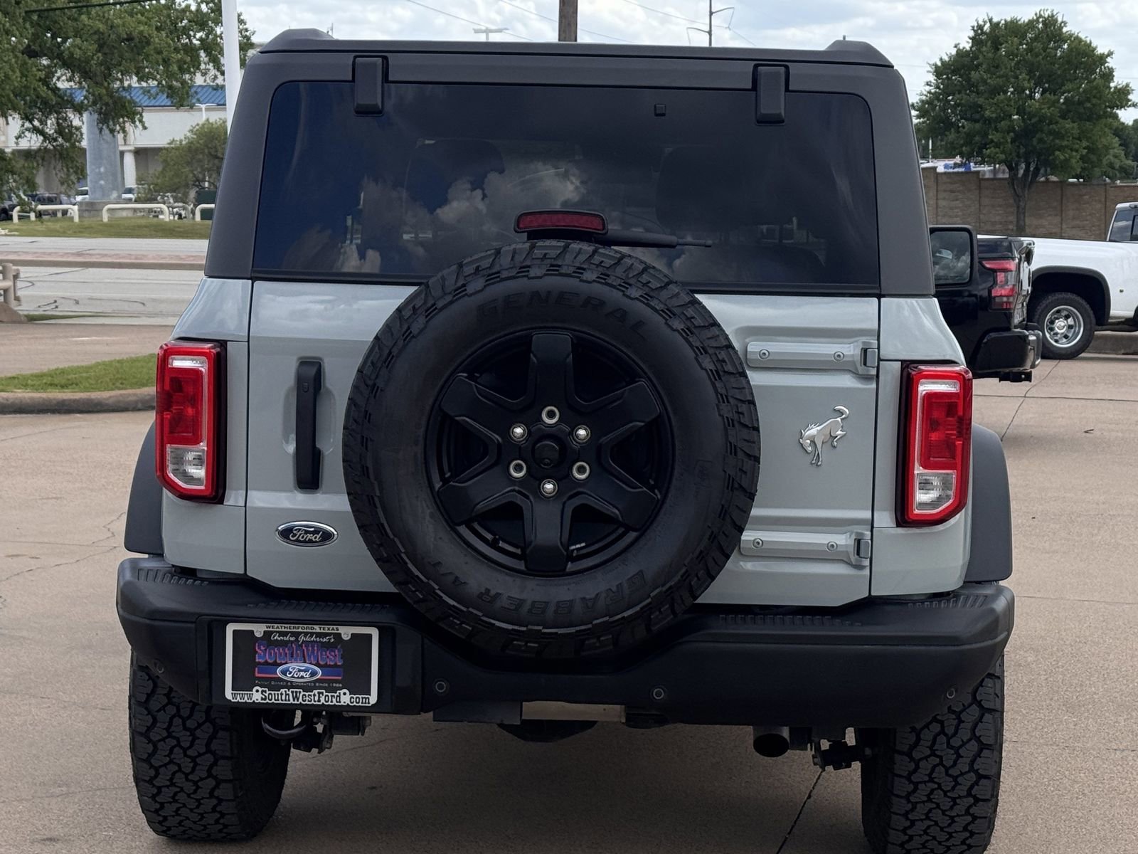 Certified 2024 Ford Bronco Black Diamond AWD/4WD image 4