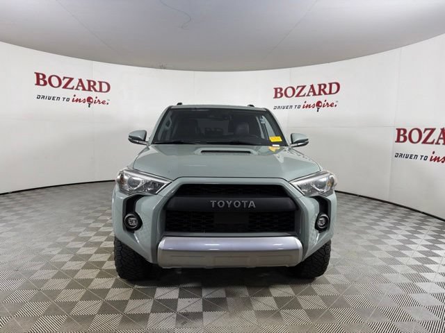 Used 2023 Toyota 4Runner TRD Off-Road Premium w/ Moonroof Package AWD/4WD image 2