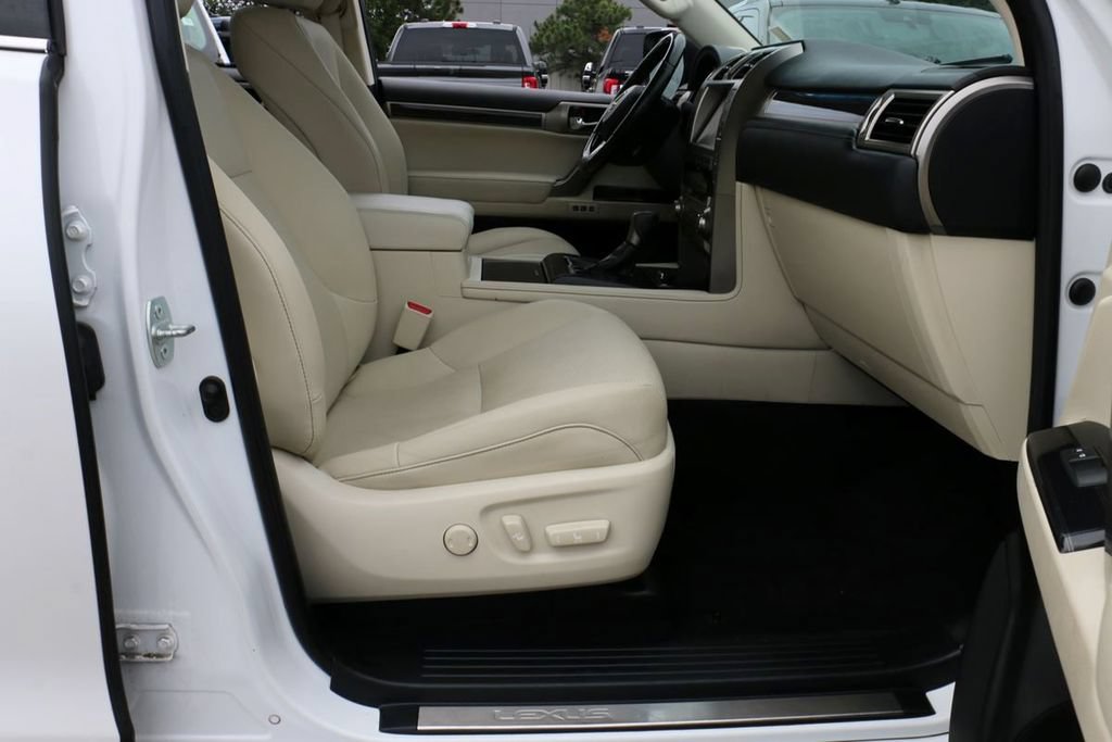 Used 2020 Lexus GX 460 Premium AWD/4WD image 38